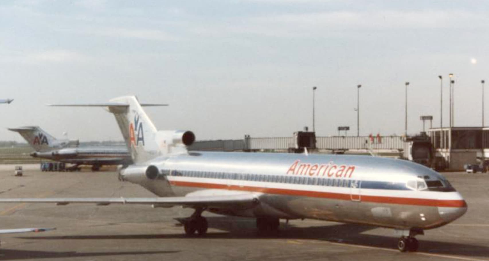 airport boeing 727 - American